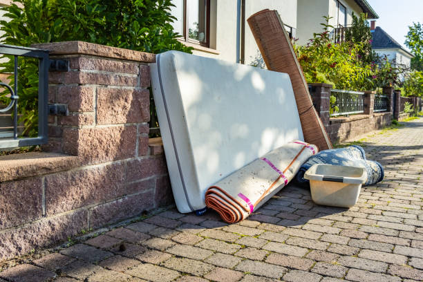 Best Hot Tub Removal  in Oak Harbor, OH